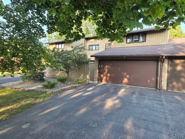 3162 Burrwood Drive, Baldwinsville, NY 13027