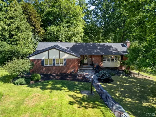 300 Scarboro Drive, Syracuse, NY 13209