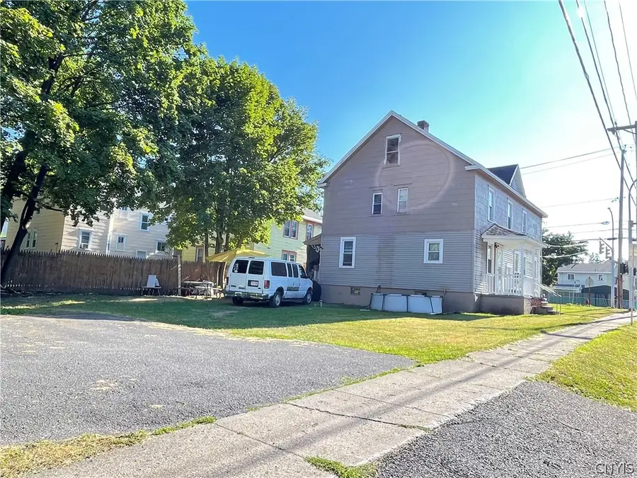 160-162 N Midler & Tyson Pl. Avenue, Syracuse, NY 13206 - #3