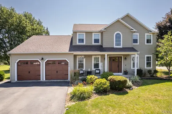 4198 Chokecherry, Liverpool, NY 13090