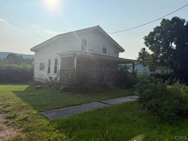 5300 West Road, Munnsville, NY 13409