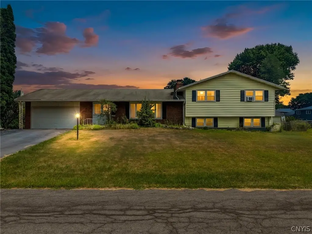 125 Colony Park Drive, Liverpool, NY 13088 - #1