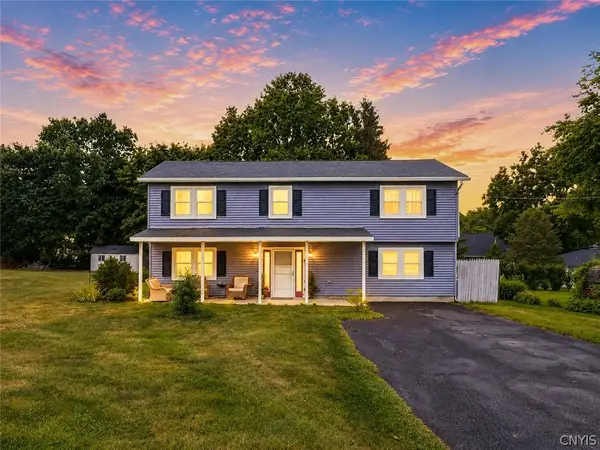 4 Comstock Road, Baldwinsville, NY 13027