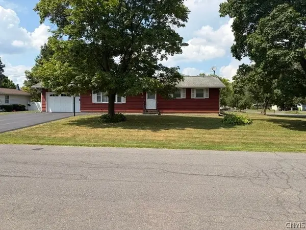 4875 Thornwood Drive, Liverpool, NY 13088