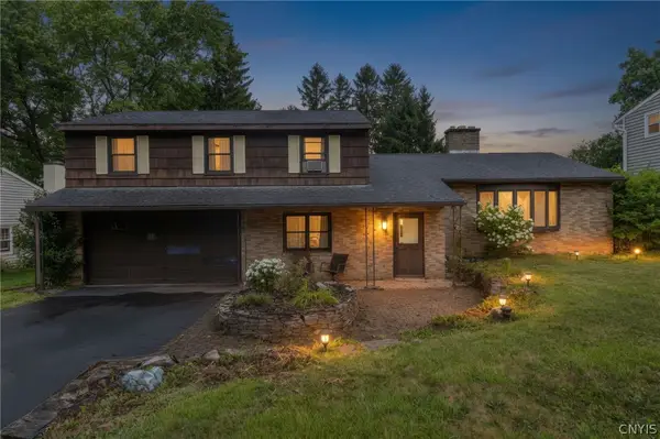 111 Hillside Way, Camillus, NY 13031