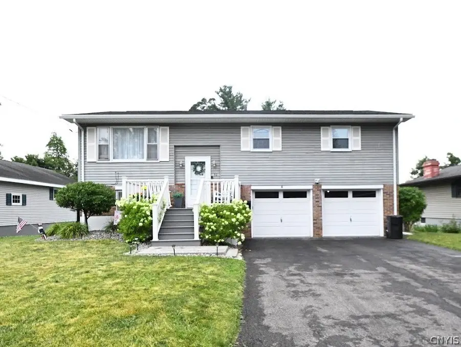 30 Royal Brook Lane, New York Mills, NY 13417 - #1