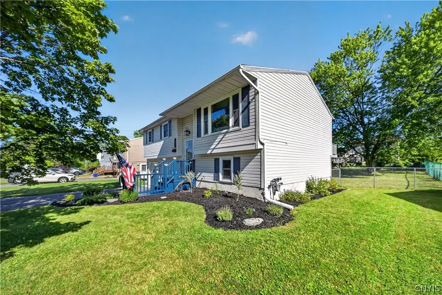 6129 Ridgecrest Drive, Syracuse, NY 13212 - #3