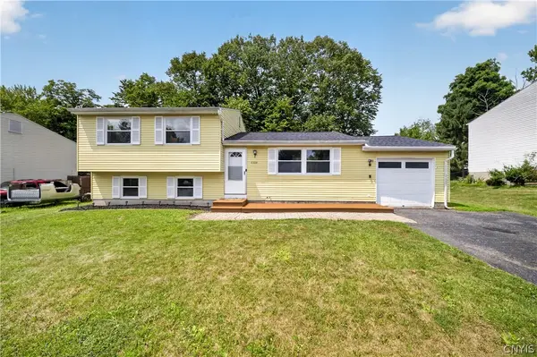 8309 Pansy Drive, Baldwinsville, NY 13027