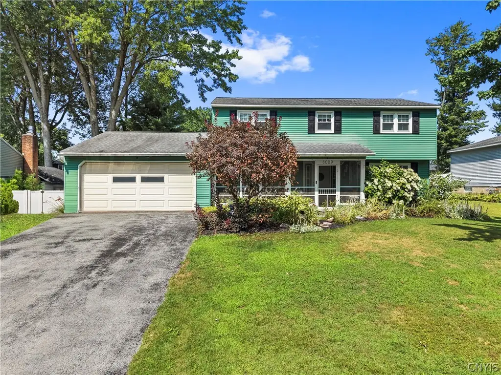 8009 Thyme Circle, Liverpool, NY 13090 - #1