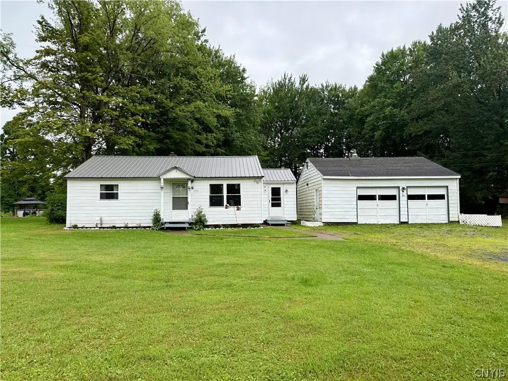 6747 Sutliff Road, Whitesboro, NY 13492 - #1