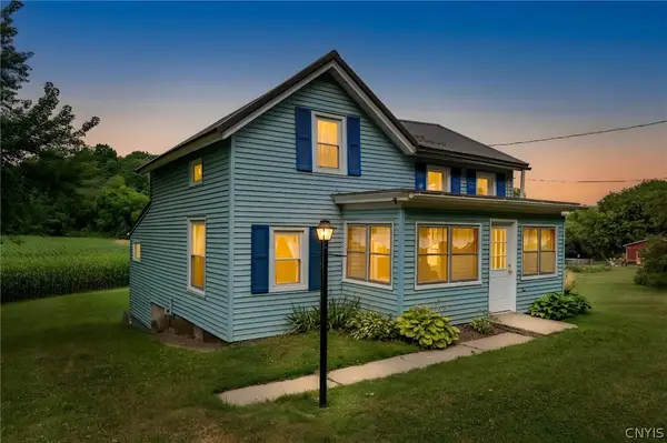 8661 Weedsport Sennett Road, Weedsport, NY 13166