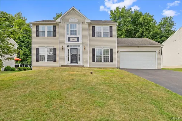 5451 Lucknow Drive, Clay, NY 13041