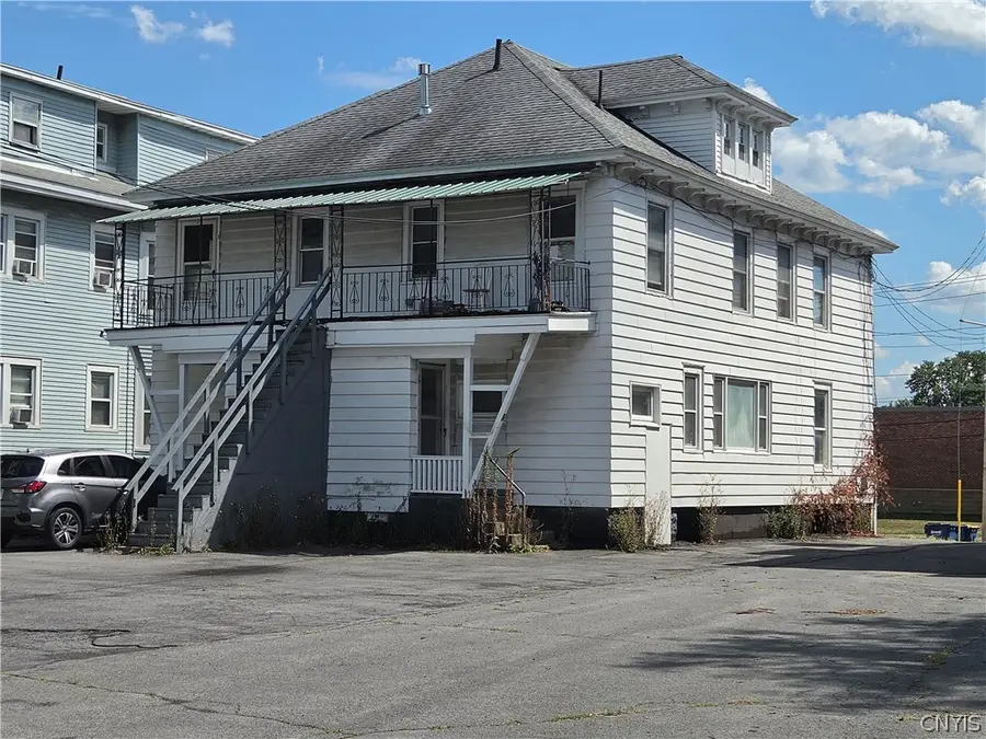1062 W Genesee St, Syracuse, NY 13204 - #2