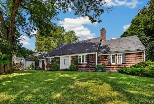 6981 Colonial Drive, Fayetteville, NY 13066