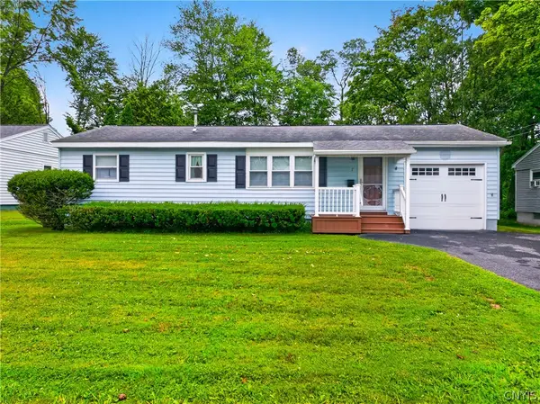 7 Perimeter Road, Whitesboro, NY 13492