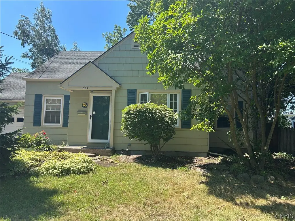 815 2nd Street, Liverpool, NY 13088 - #1