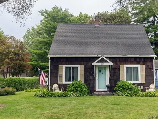 226 Cleveland Boulevard, Fayetteville, NY 13066
