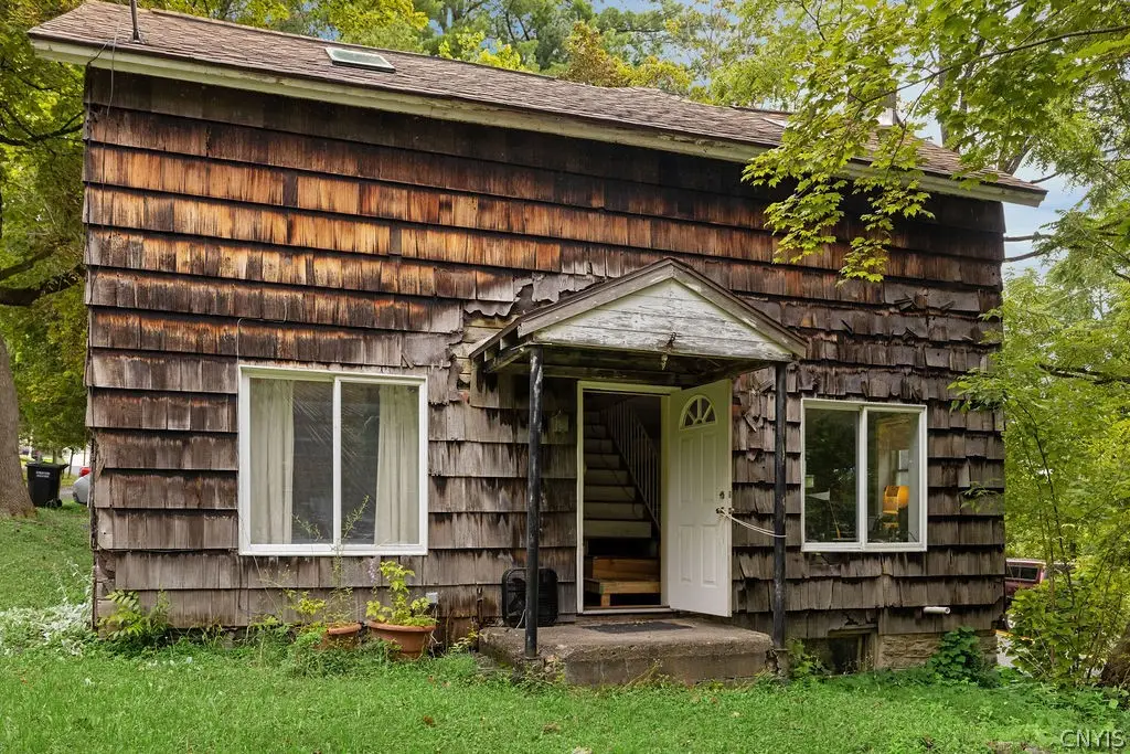 72 Farnham Street, Cazenovia, NY 13035 - #1