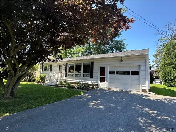 103 Grove Ave Extension, Auburn, NY 13021