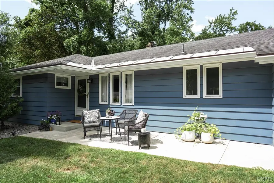 18 Tennyson Road, New Hartford, NY 13413 - #2