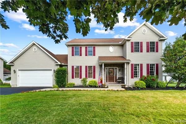 29 Country Club Drive, New York Mills, NY 13417