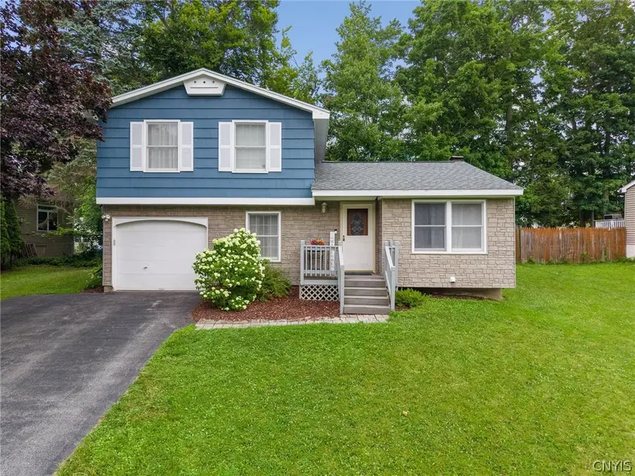 4203 Orion Path, Liverpool, NY 13090 - #3