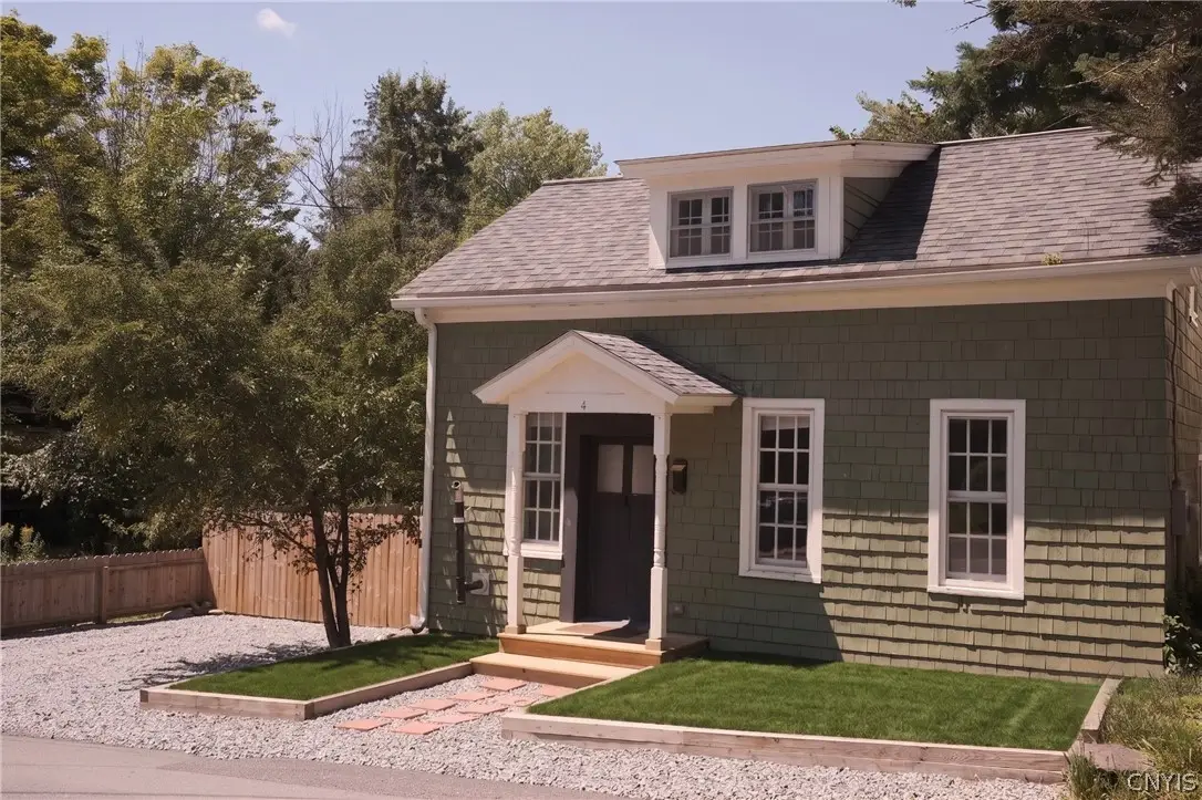 4 S Delaware Street, Stamford, NY 12167 - #1