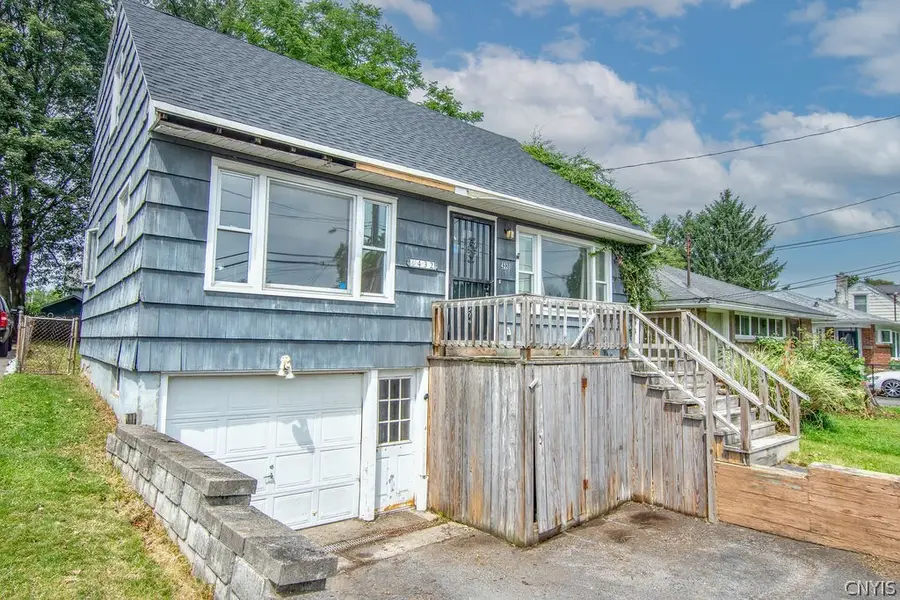 432 S Edwards Avenue, Syracuse, NY 13206 - #3