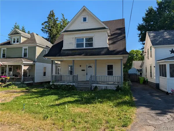 103 Meredith Avenue, Nedrow, NY 13120