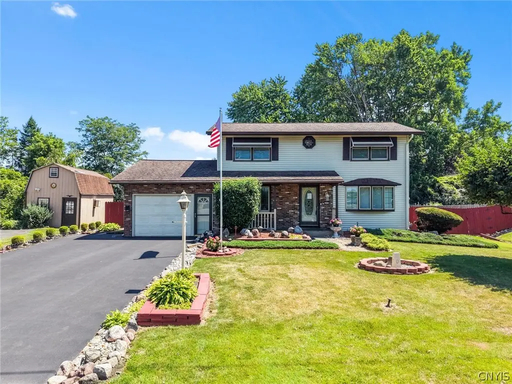 6894 Larkin Street, Liverpool, NY 13088 - #1