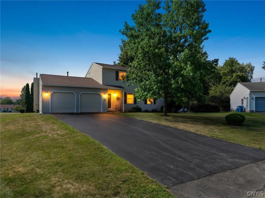 7677 Glenview Drive, Syracuse, NY 13212 - #1