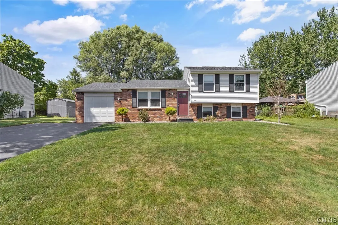8307 Spicebush, Liverpool, NY 13090 - #1