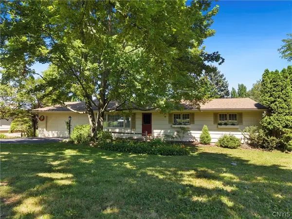 2770 W Lake Road, Skaneateles, NY 13152