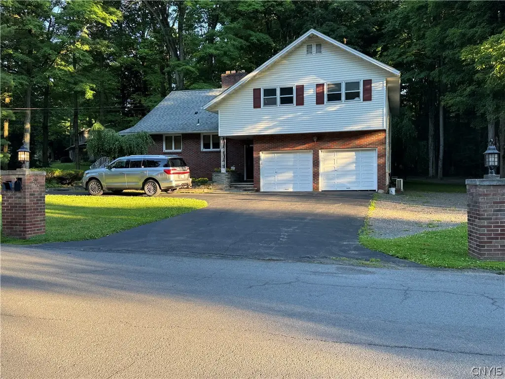 202 Windcrest Drive, Camillus, NY 13031 - #1