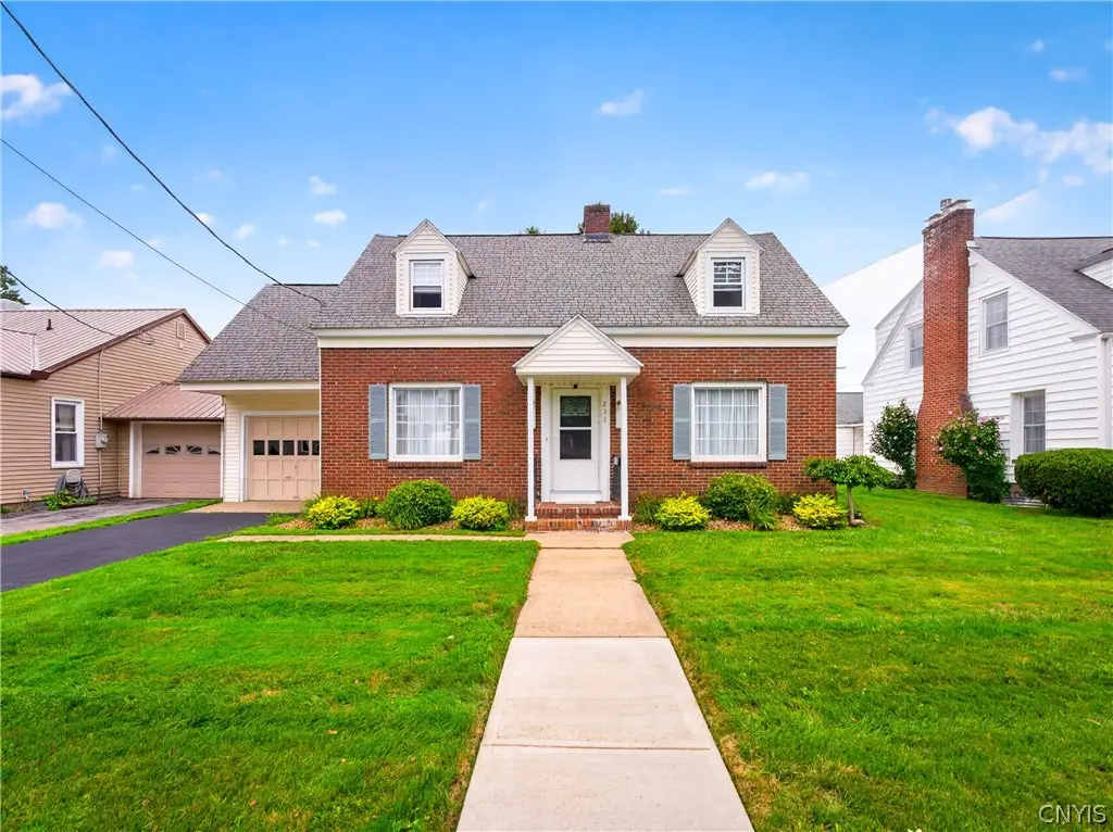 233 1st Avenue, Frankfort, NY 13340 - #1