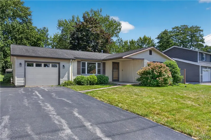 7886 Walnut Place, Liverpool, NY 13090 - #2
