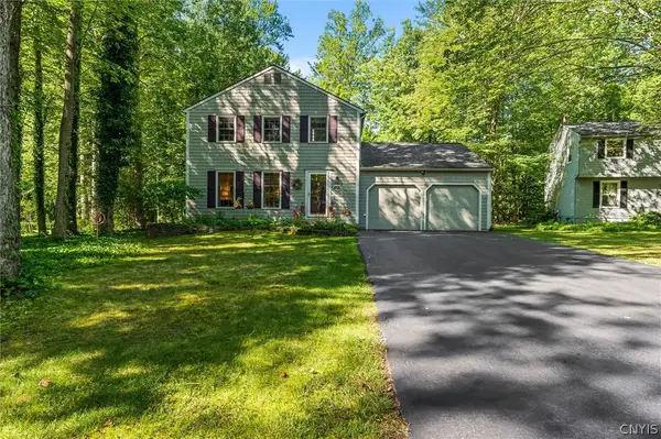 8728 Marinus Drive, Baldwinsville, NY 13027