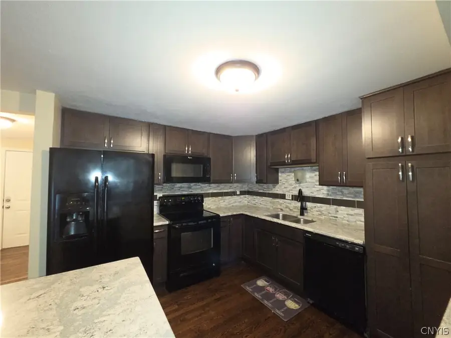 8011 Marlin Drive #B, Clay, NY 13041 - #2