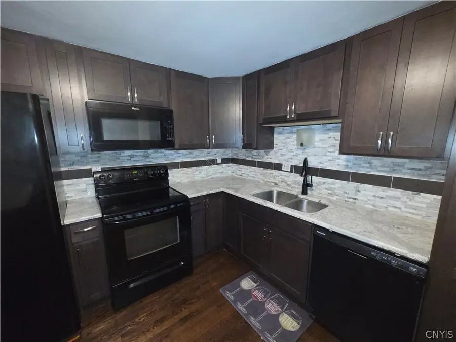 8011 Marlin Drive #B, Clay, NY 13041 - #3