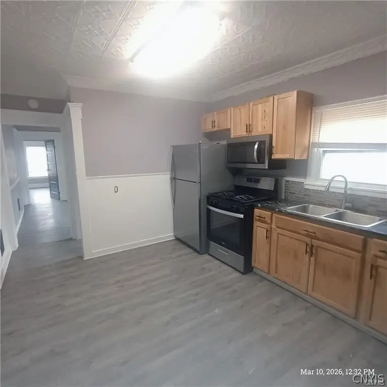 113 Olive Street, Syracuse, NY 13204 - #3