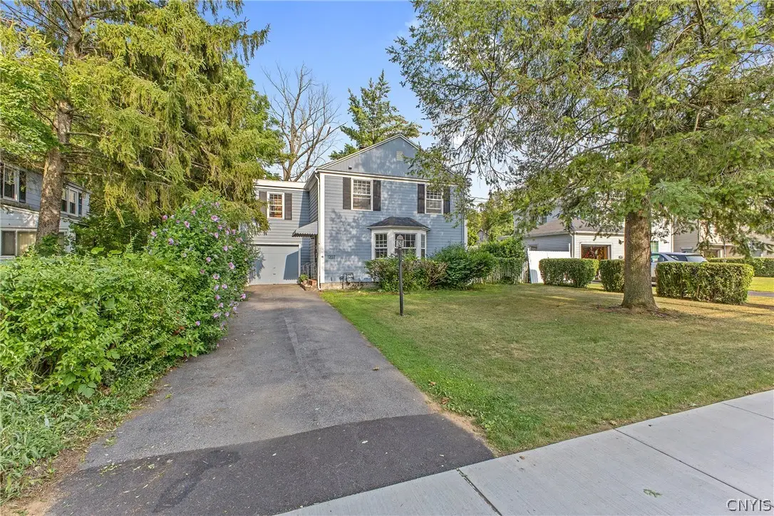 1207 Comstock Avenue, Syracuse, NY 13210 - #1