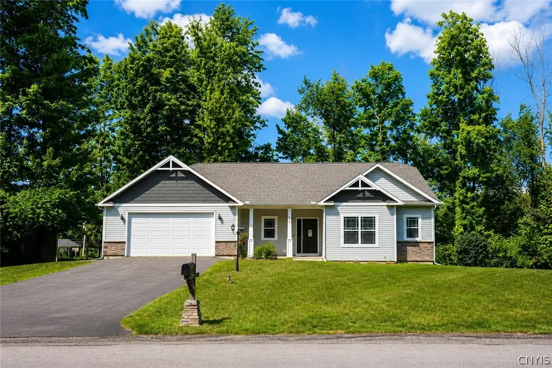 7924 Springwoods Circle, Baldwinsville, NY 13027 - #1