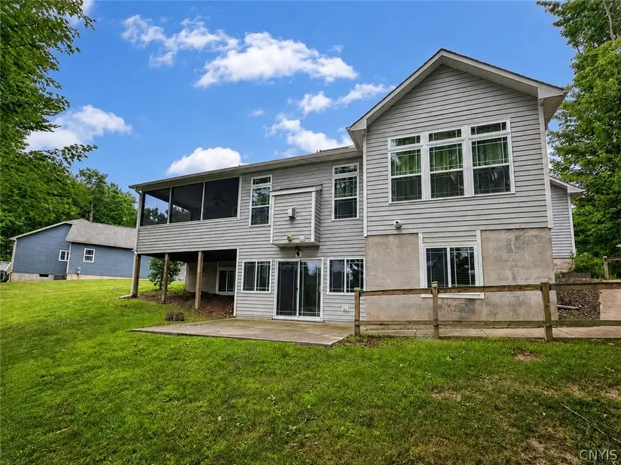 7924 Springwoods Circle, Baldwinsville, NY 13027 - #2