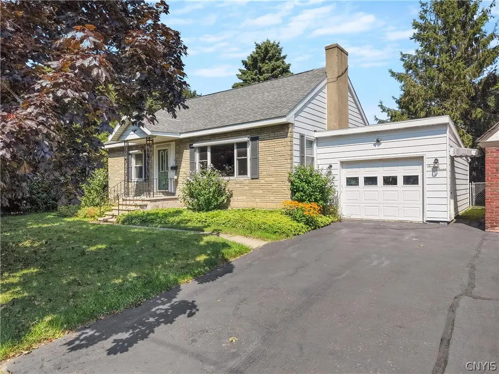 77 W 7th Street, Oswego, NY 13126 - #1