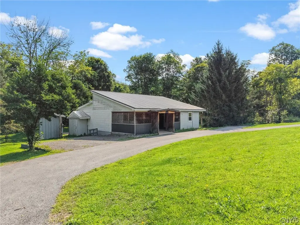 6032 Creek Road, Oneida, NY 13421 - #1