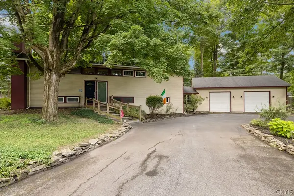 5006 Woodside Road, Fayetteville, NY 13066