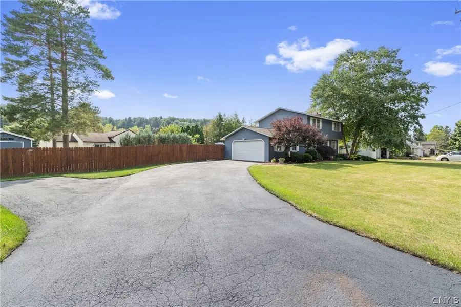 206 Merriwether Drive, Syracuse, NY 13219 - #2