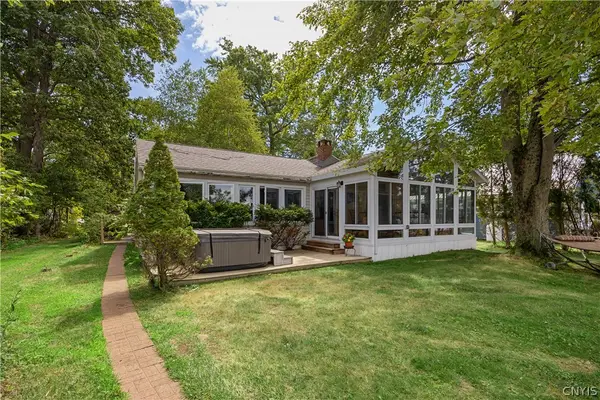 6331 Lakeshore Road S, Canastota, NY 13032