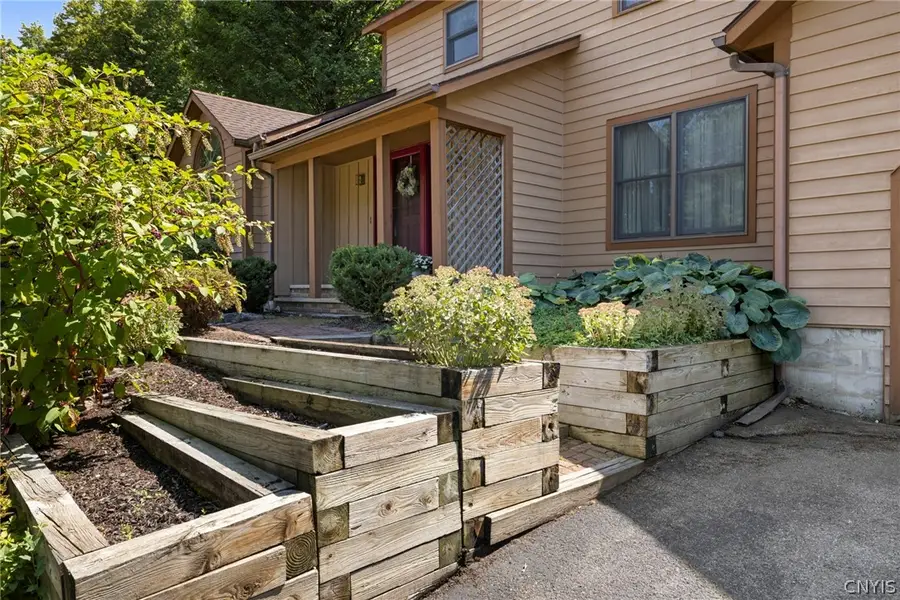 5169 Wagon Trails End, Syracuse, NY 13215 - #3