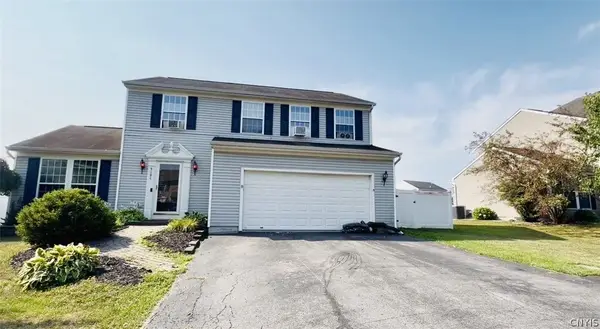 5494 Ravensthorpe, Clay, NY 13041